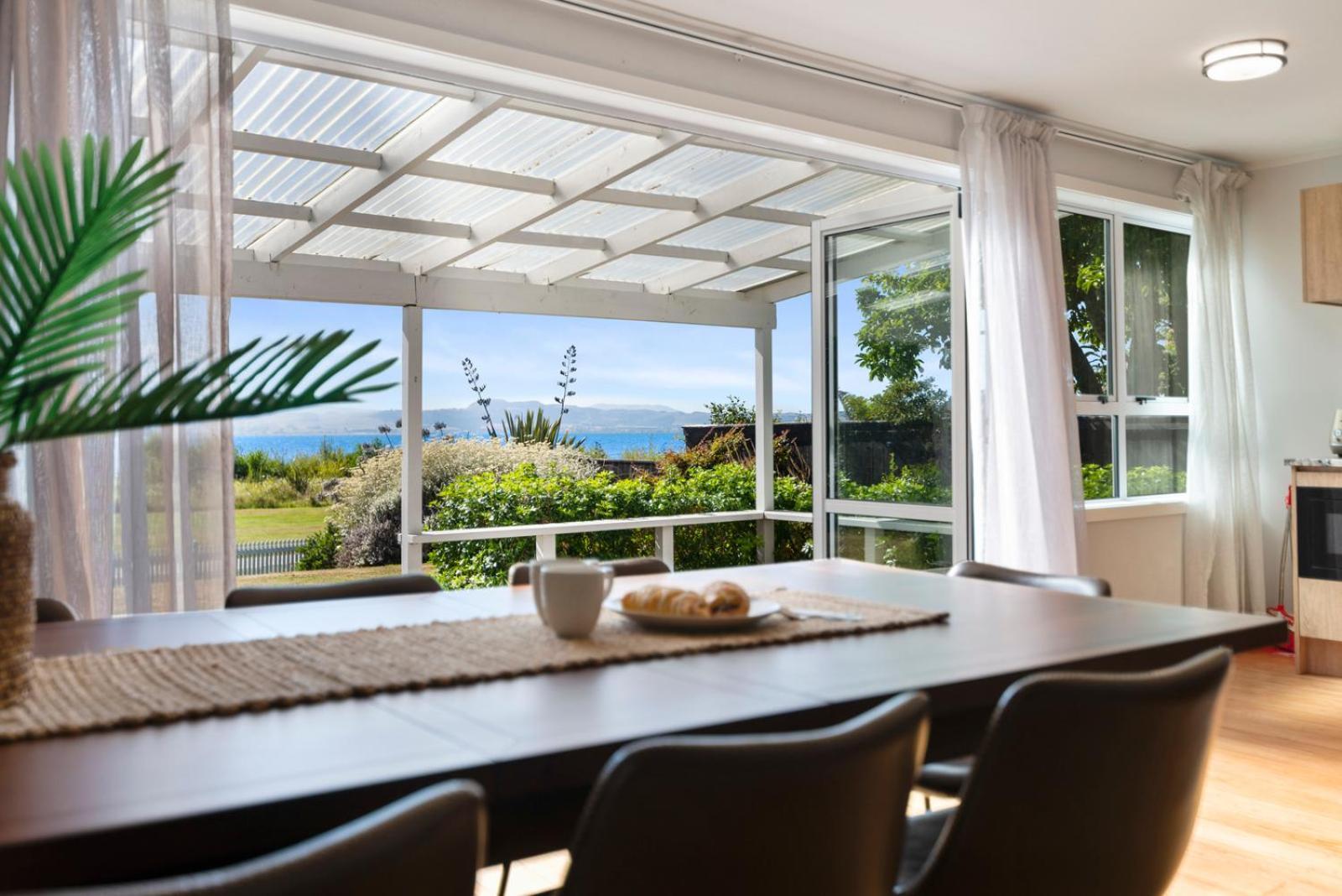 Ngongotaha Lakeside Home Rotorua Kültér fotó